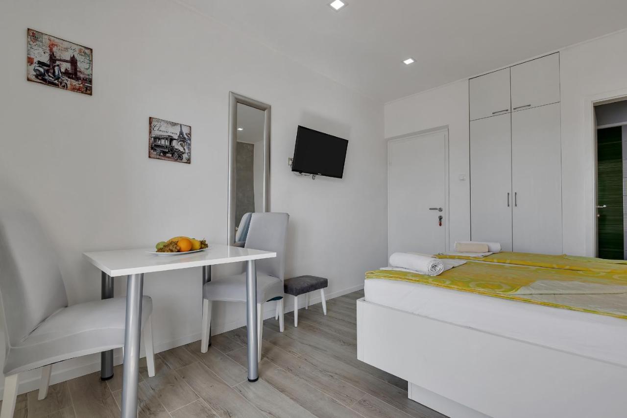 Apartments Zorica Tučepi Extérieur photo