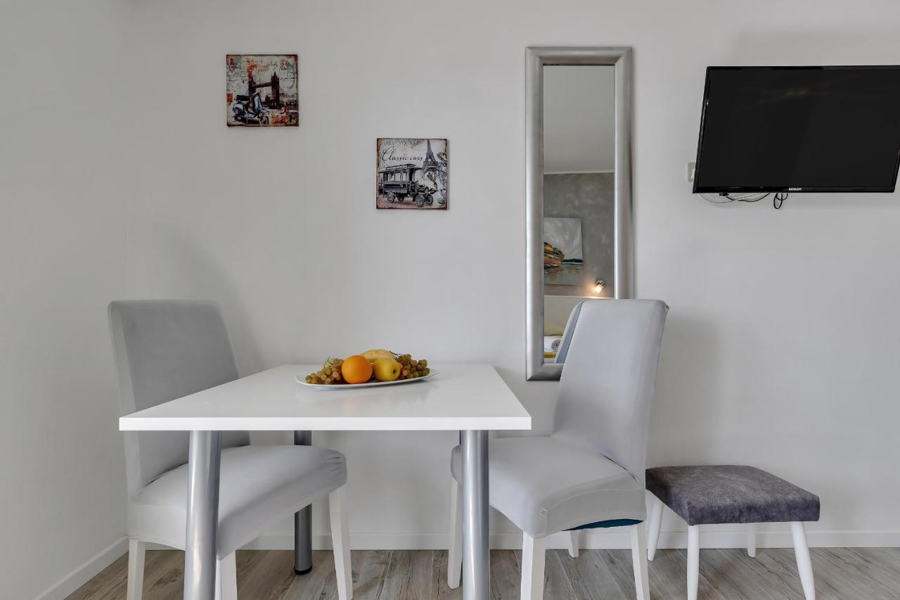 Apartments Zorica Tučepi Extérieur photo