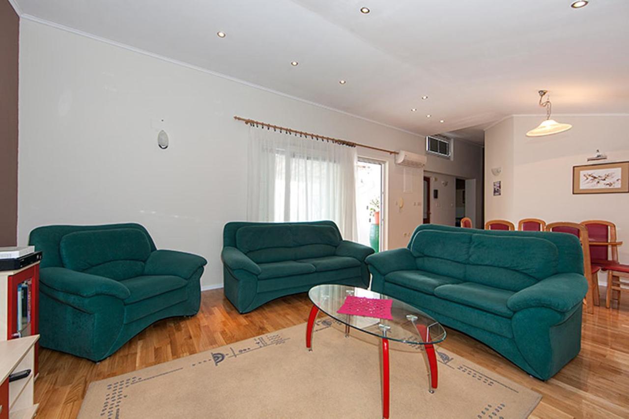 Apartments Zorica Tučepi Extérieur photo